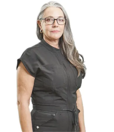 Instrumentalist and operating room coordinator at Ocean Clinic Marbella