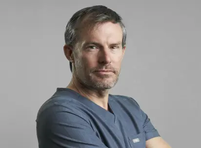 Dr Kai Kaye Medical Director | Ocean Clinic Marbella